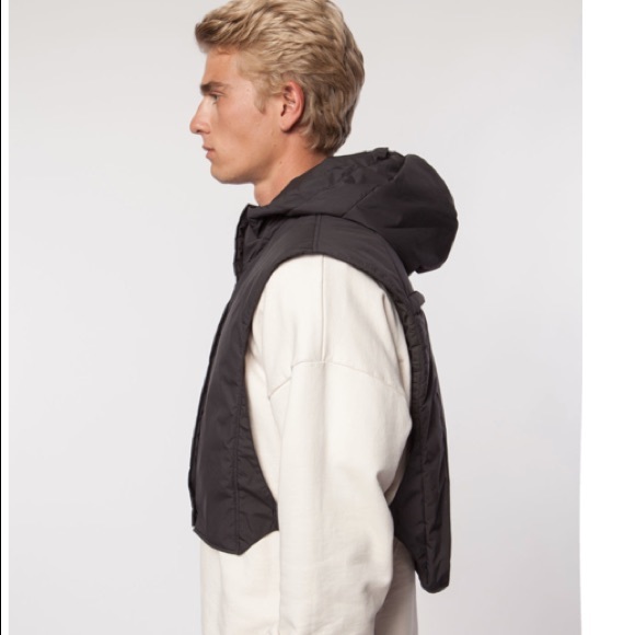 Arys padded vest - Picture 6 of 14